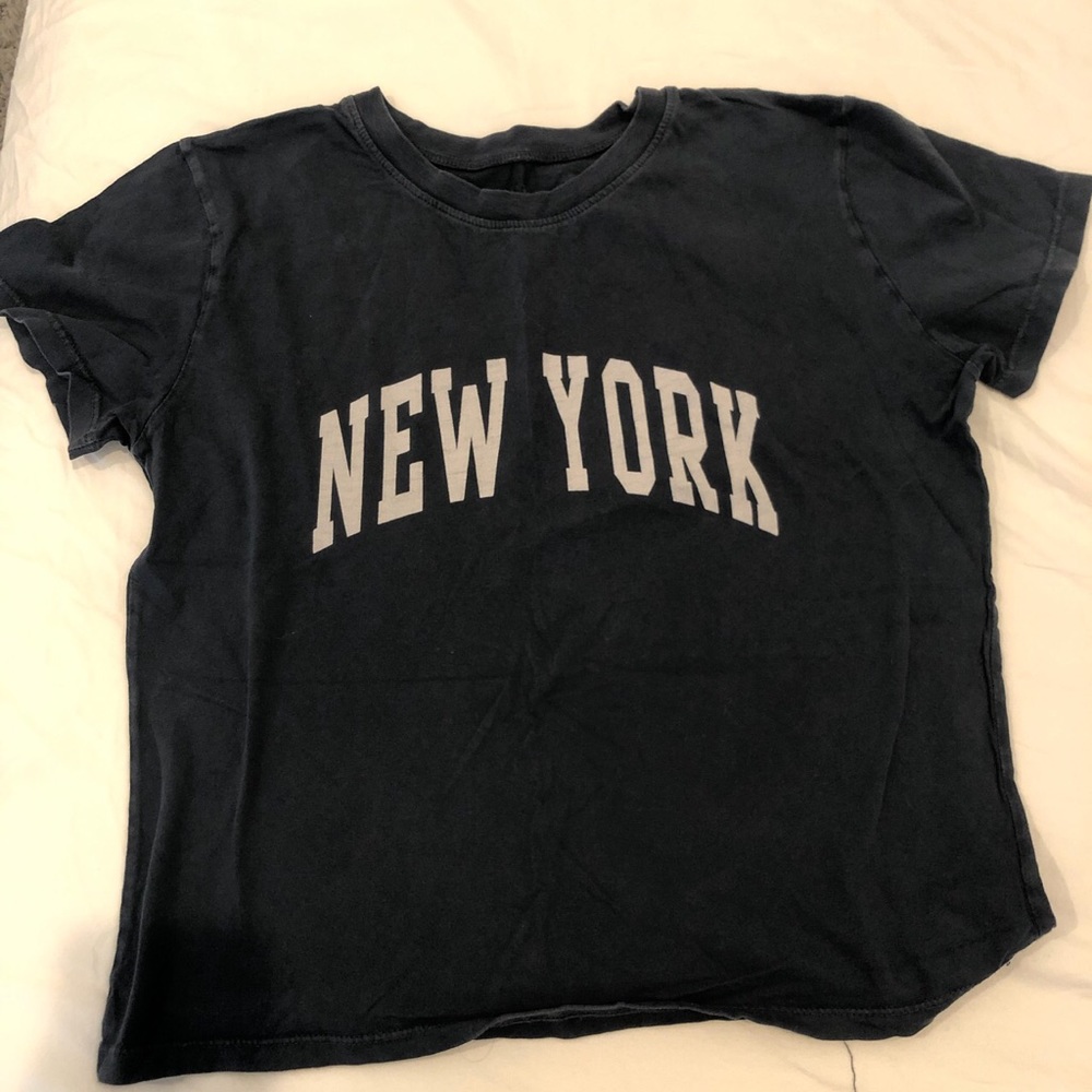 NEW YORK PRINTED BRANDY MELVILLE SHIRT💙